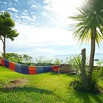 Apartment Vida Sana With Sea Views And Garden